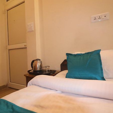 Triple One Hotel Tapovan Rishikesh,Near Laxman Jhula Exterior photo