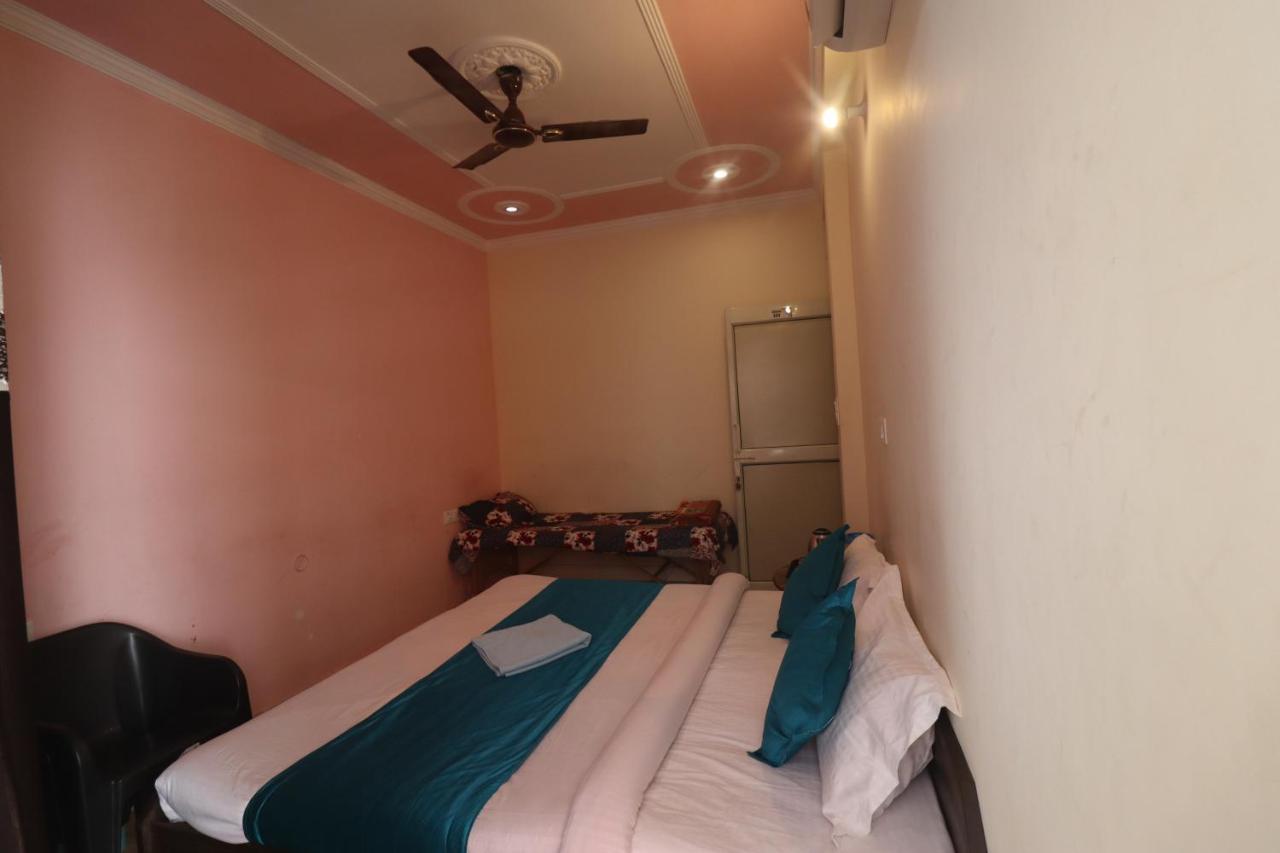 Triple One Hotel Tapovan Rishikesh,Near Laxman Jhula Exterior photo