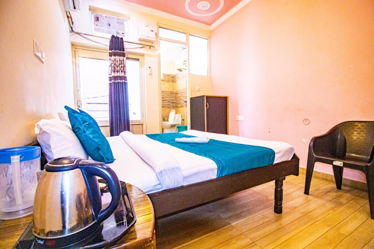 Triple One Hotel Tapovan Rishikesh,Near Laxman Jhula Exterior photo