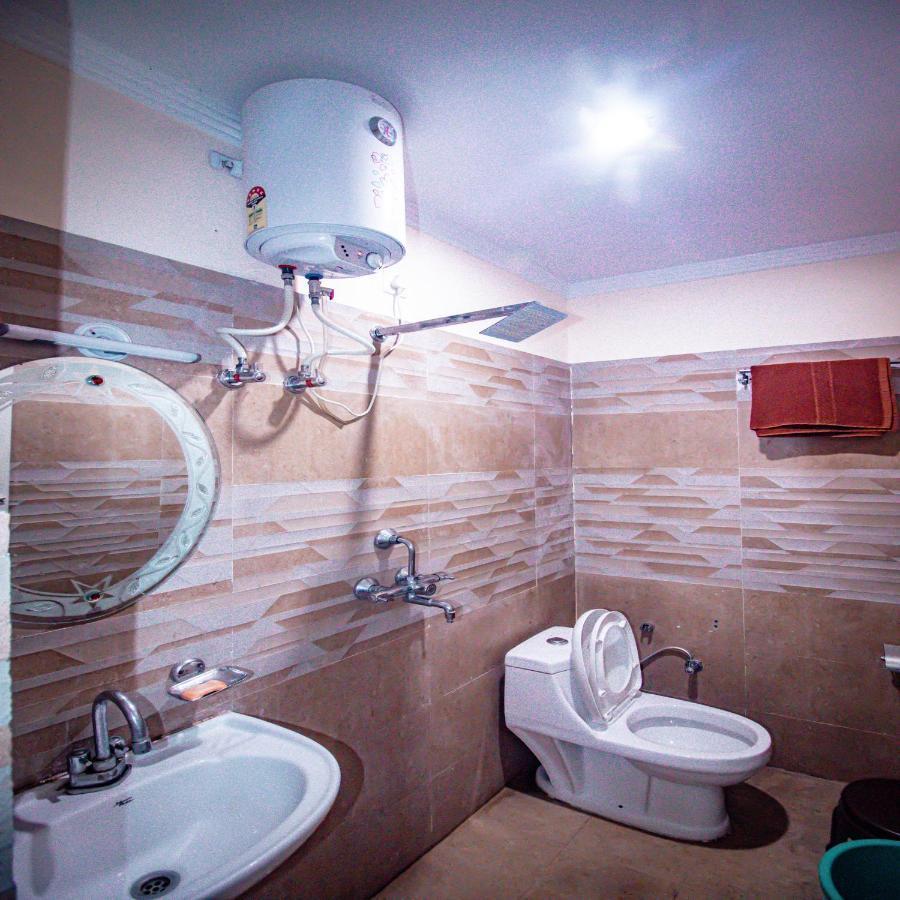 Triple One Hotel Tapovan Rishikesh,Near Laxman Jhula Exterior photo